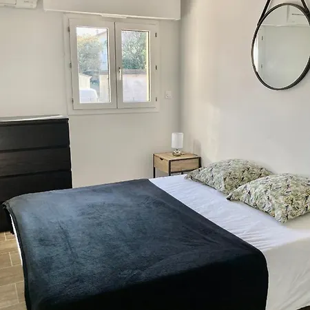 3 Etoiles & Commerces Saint-aygulf *