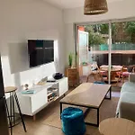 3 Etoiles & Commerces Saint-aygulf דירה *