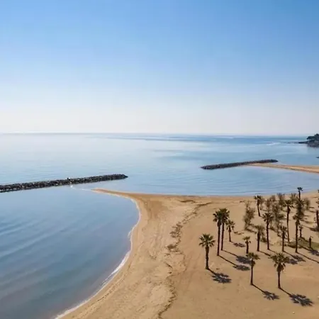 Apartamento 3 Etoiles & Commerces Saint-aygulf