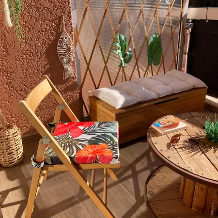 3 Etoiles & Commerces Saint-aygulf Apartment